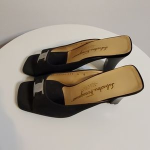 Salvatore Ferragamo open toed mule size 6 vera